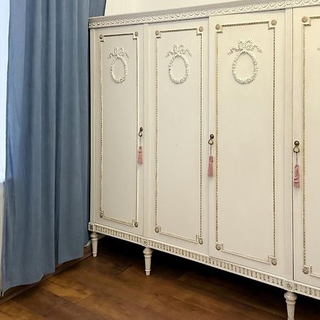 Teodora Square Apartments Площа Святого Теодора إلفيف المظهر الخارجي الصورة