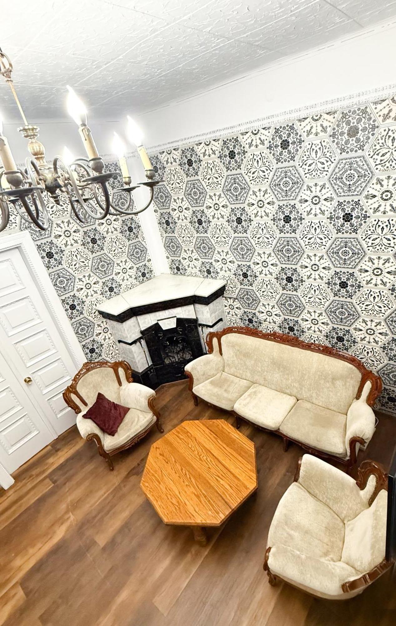 Teodora Square Apartments Площа Святого Теодора إلفيف المظهر الخارجي الصورة
