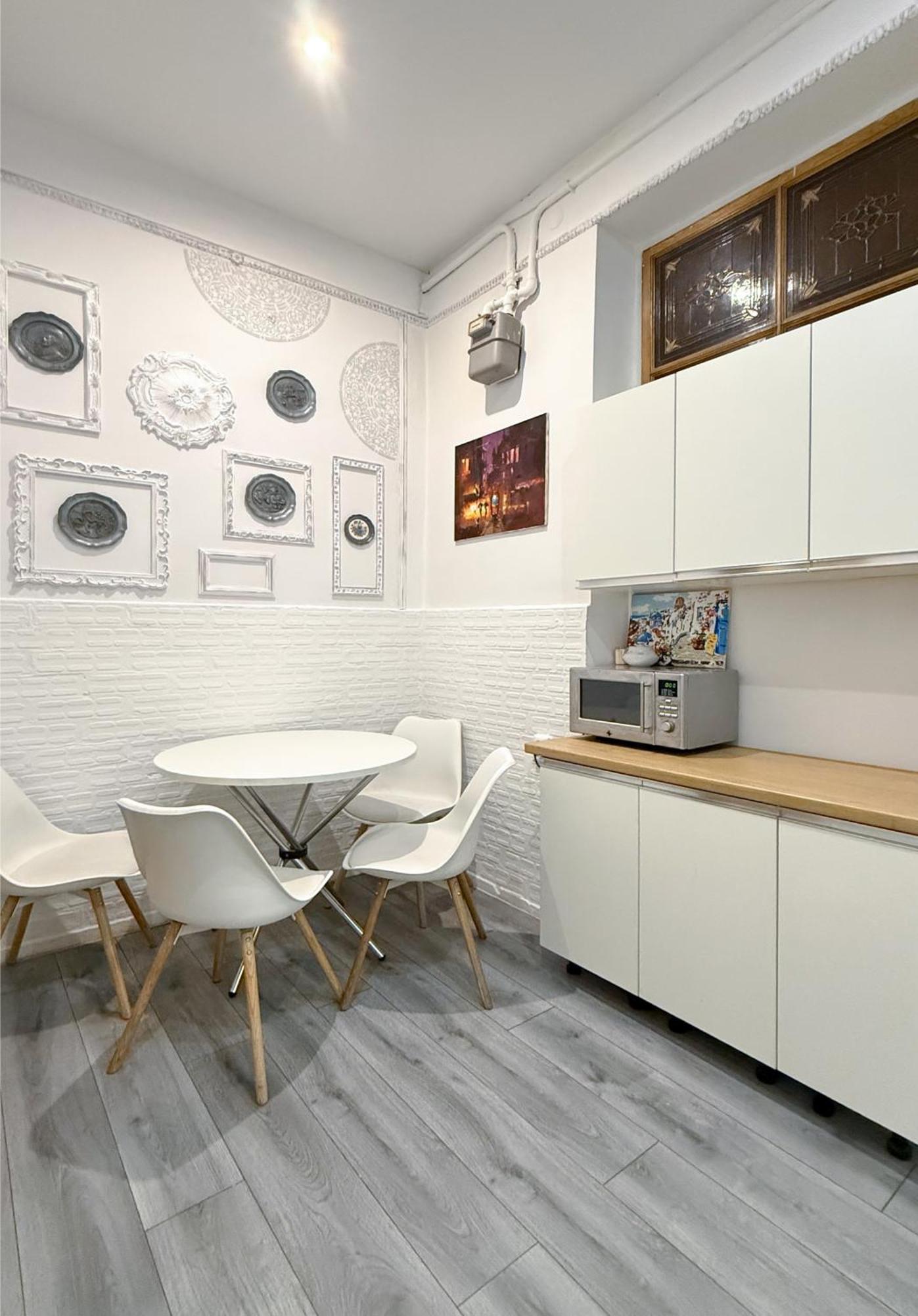 Teodora Square Apartments Площа Святого Теодора إلفيف المظهر الخارجي الصورة