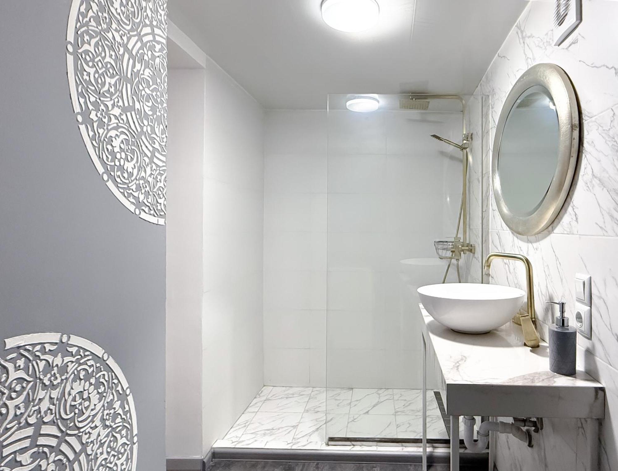 Teodora Square Apartments Площа Святого Теодора إلفيف المظهر الخارجي الصورة